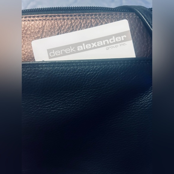 #18. NWT beautiful, black and brown leather/suede Crossbody travel secure purse - Picture 5 of 5